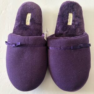 SOMA Size Small 5/6 Slippers Printed Scuff Purple BlackBerry New
